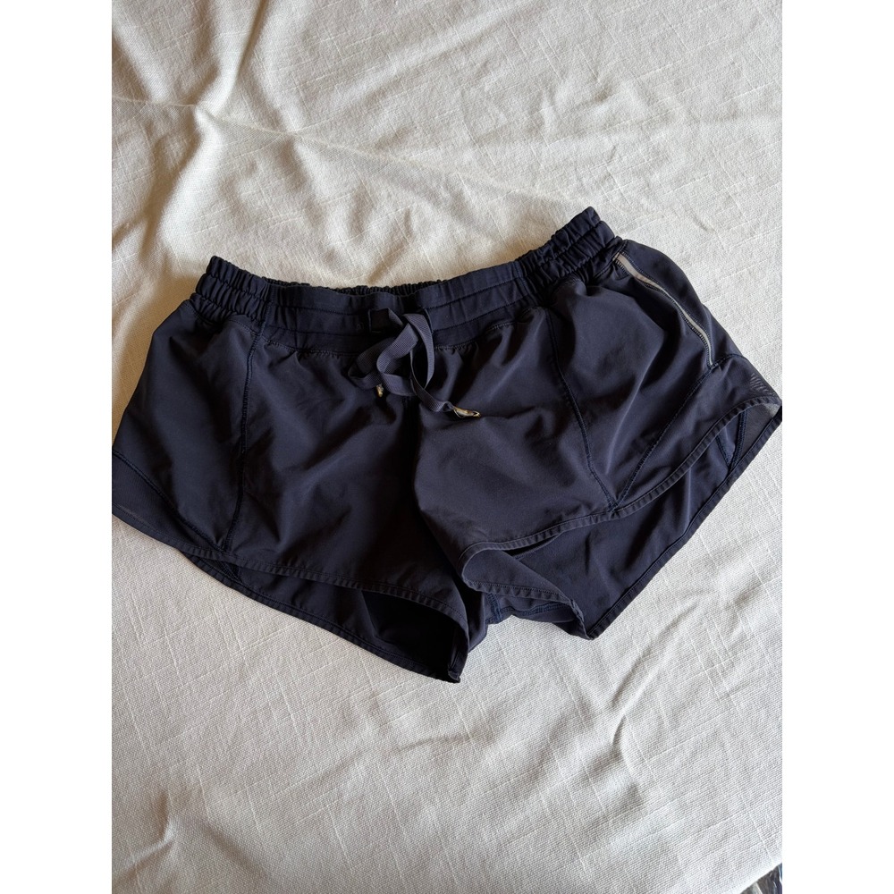 Lululemon Hotty Hot Shorts Size 6 Navy Lined Run Short 2.5" Inseam Low Rise